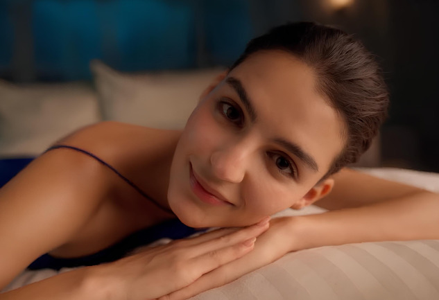 Güzellik Uykusunun Yeni Ritüeli: Vaseline Gluta-Hya Gece Losyonu