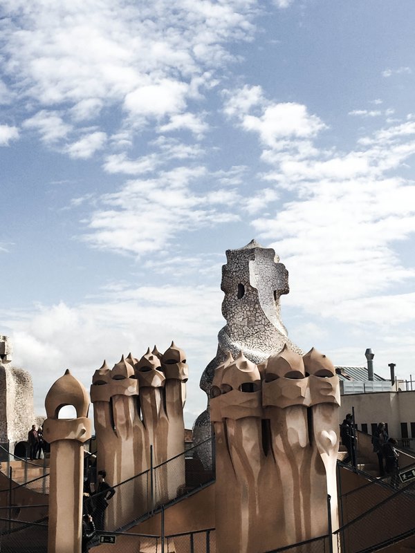 Gaudi'nin Barselona'ya Hediyesi: Casa Mila