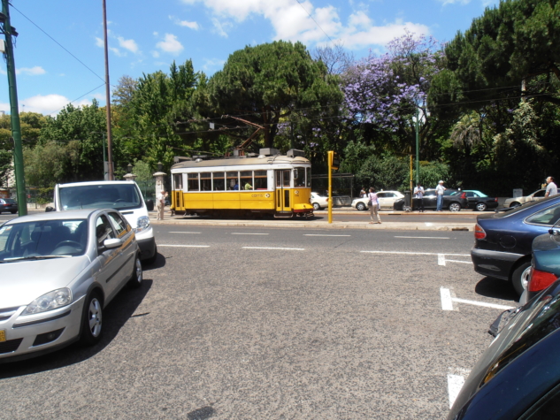 Lizbon’un İkonik Sarı Tramvayı