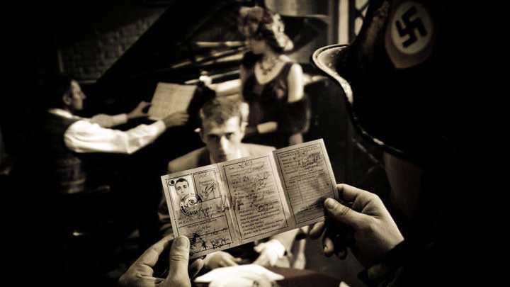 Türk Kahramanlar: Tüm Gerçekleriyle Türk Pasaportu Filmi • theMagger