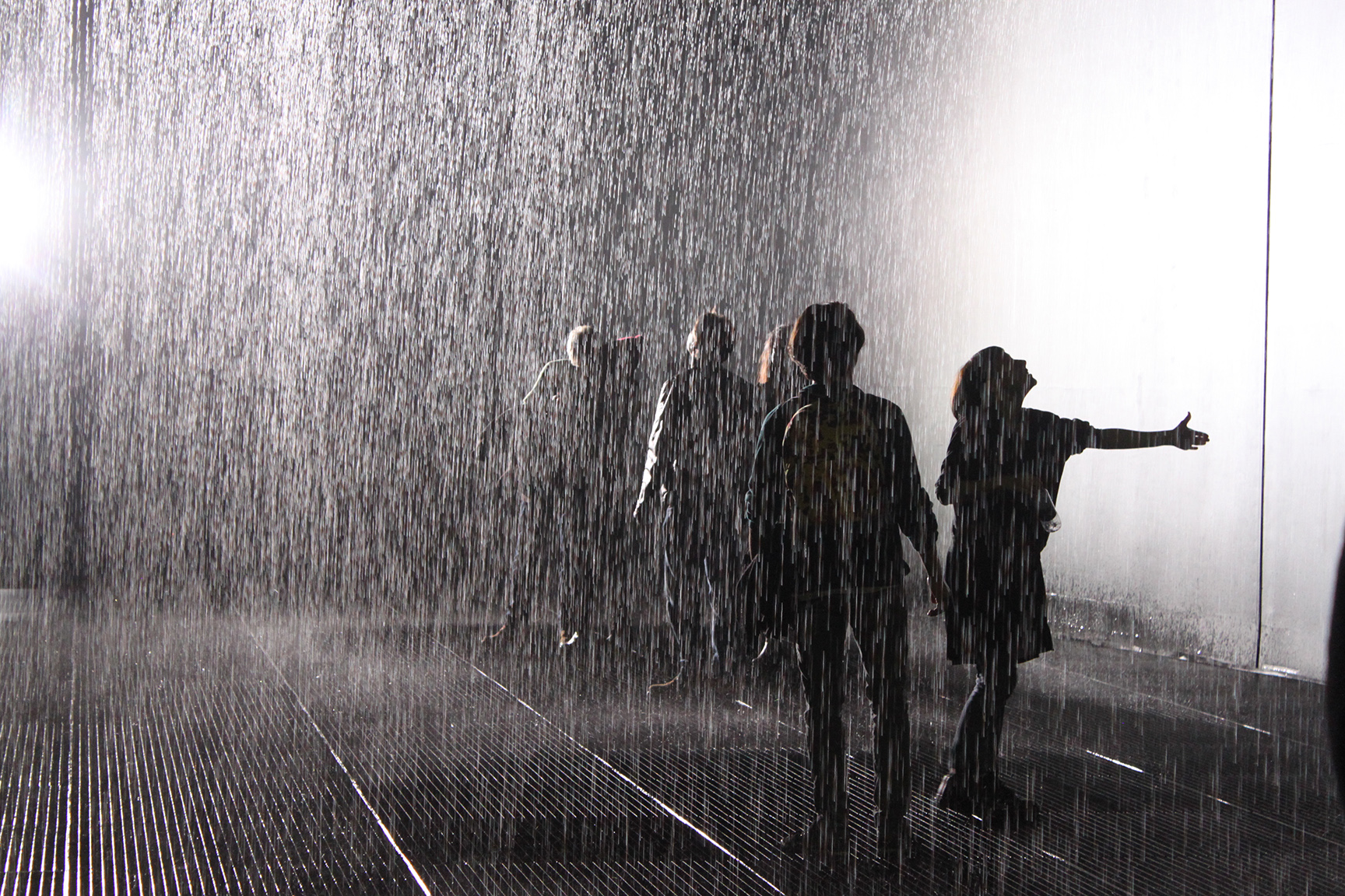 Комната дождя. Дождевая комната. Rain Room.