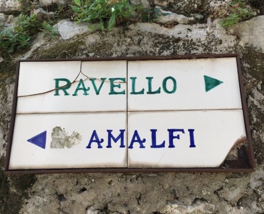 Ravello, Amalfi, Positano: Limoncello Kokulu Güney İtalya!