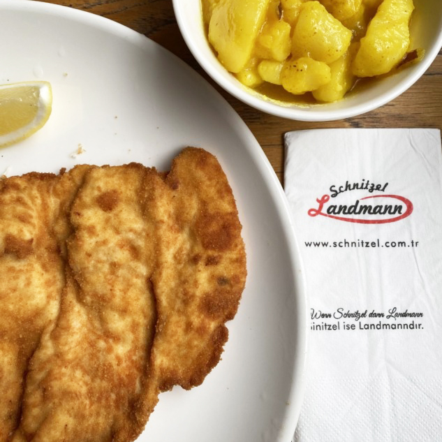Schnitzel Landmann Suadiye