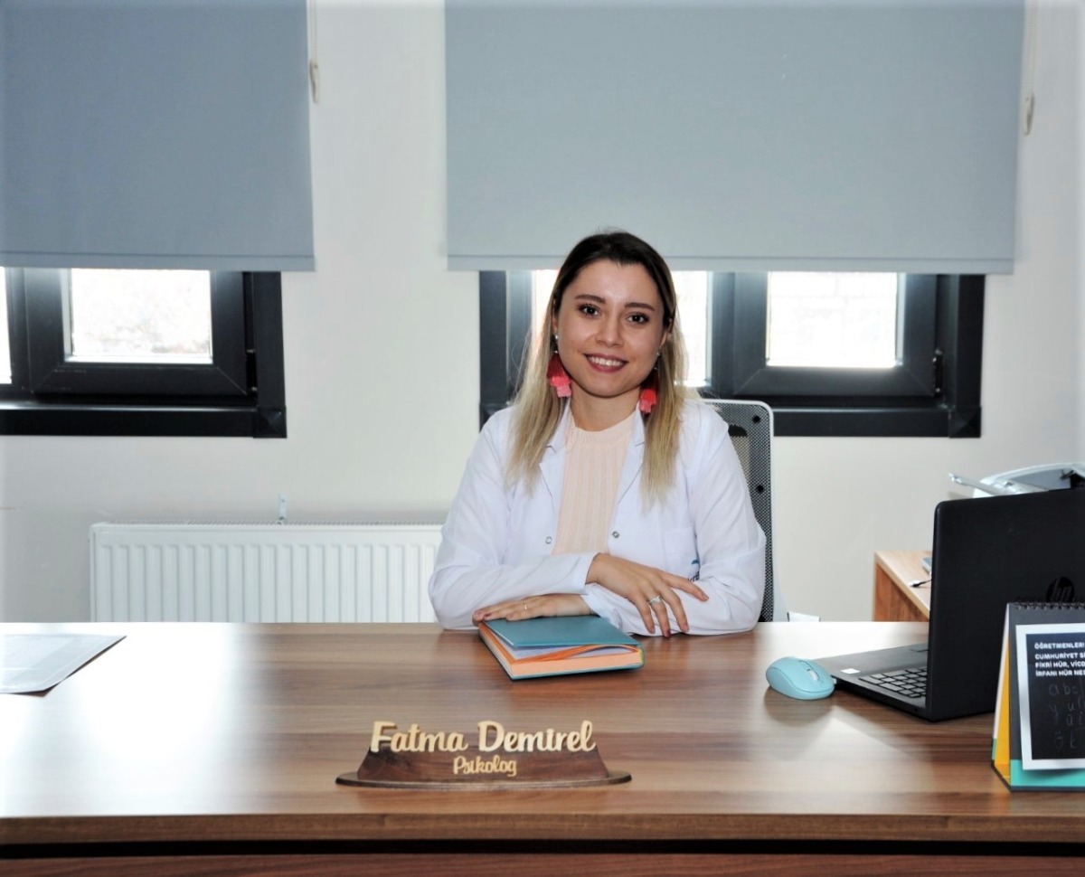 Psikolog Fatma Yıldız