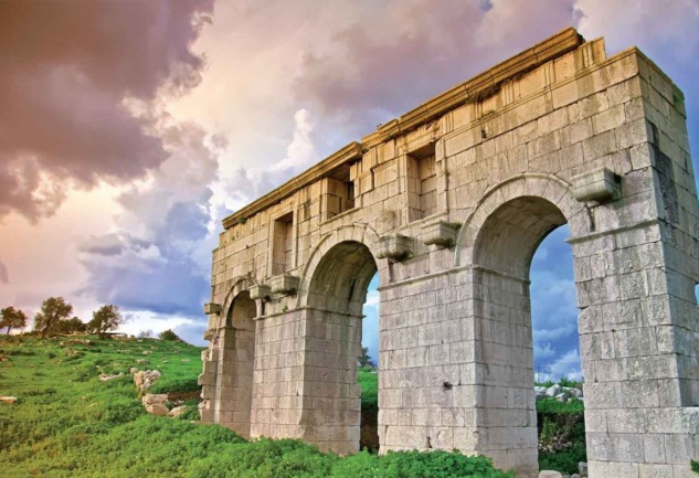 Patara Antik Kenti: Tarihi ve Arkeolojik Bir Hazine