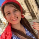 Elanur Aktaş
