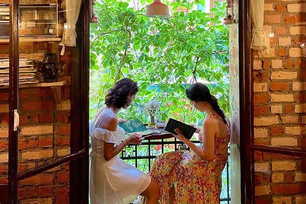 Qirix Sanat: Beyoğlu'nda Huzurlu Bir Restoran
