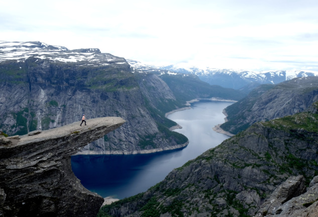 Trolltunga Tırmanışı: Bir Norveç Efsanesi'nin İzinde
