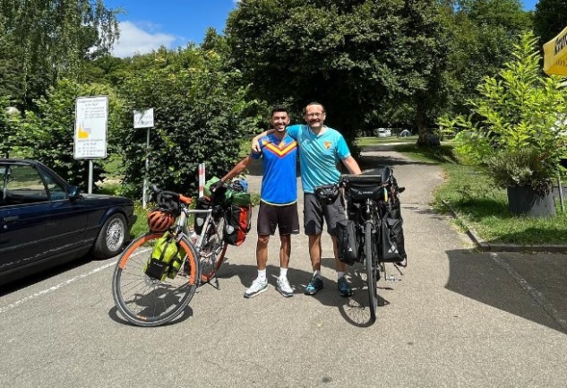 İki Veganın Bisiklet Turu: EuroVelo 15 Üzerine