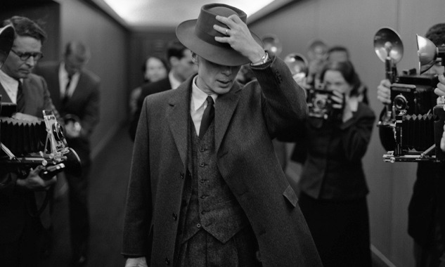Oppenheimer Kostüm Tasarımları: II. Dünya Savaşı'nın Erkek Modasına Bakış