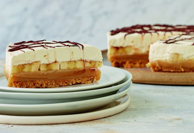 İki Tatlı İrlandalı: Banoffee Pie ve Curnie Cake
