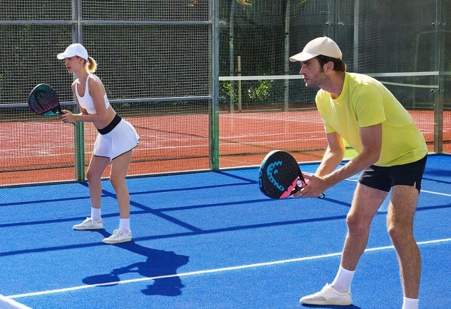 Padel, Hillside City Club'da!: Şehrin Ortasında, Yeni Bir Deneyim