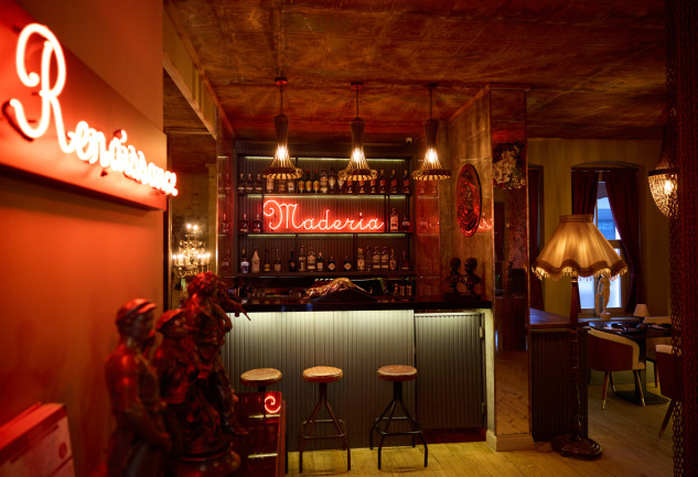Maderia Sushi Bar: Modern Japon Mutfağına Rafine Bir Bakış