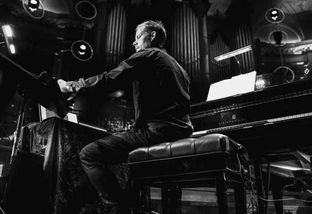 Max Richter: Çağdaş Klasik Müzikten Sinemaya