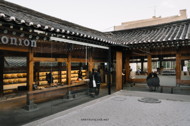 greysuitcase-cafeonionanguk%ec%96%b4%eb%8b%88%ec%96%b8%ec%95%88%ea%b5%ad01