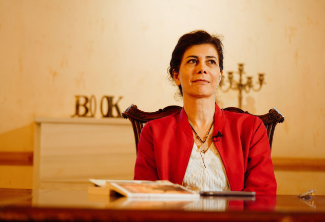 İlk Bakışta Aşk: Kitap Kapakları ve Aslı Atasoy ile Kitabın Rüyası Belgeseli Üzerine