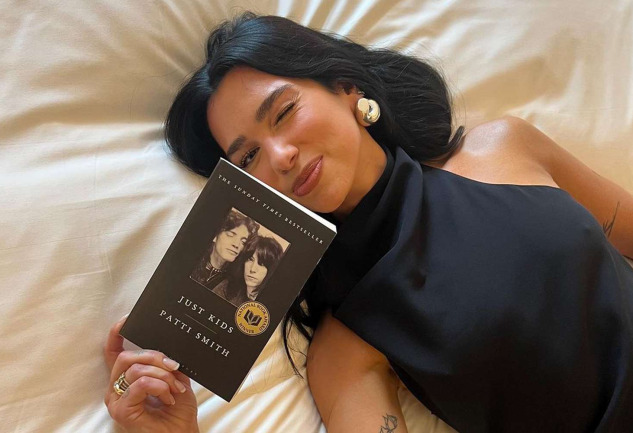 Dakota’dan Dua’ya: Ünlülerin Kitap Kulüpleri