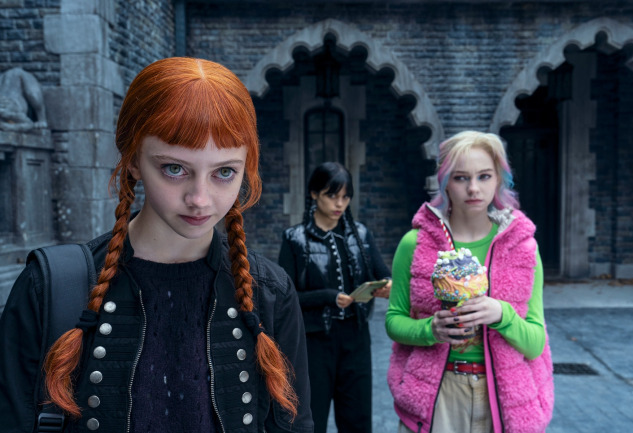 Wednesday Oyuncuları ile Röportaj: Nevermore'un Dışlanmışları