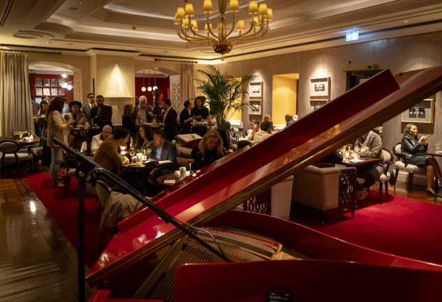 Assouline Jazzy Thursdays: Boğaz’ın Işığında Cazın Yeni Ritmi