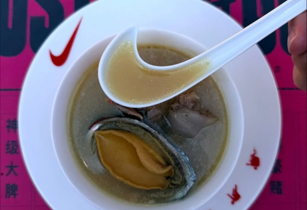 Nike Soup Shop: Guangzhou’da Pop Up Çorbacı