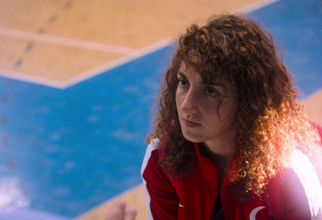 Atlet: Sevda Baş ile Fiziksel Disiplin Gerektiren Rolü Üzerine