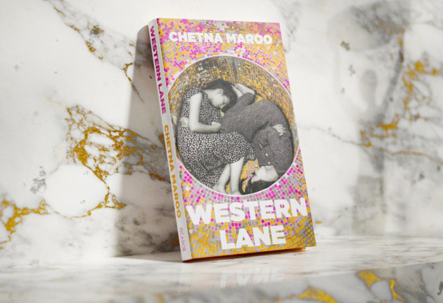 Western Lane: Sessizliğin Duvardan Dönen Ritmi Üzerine