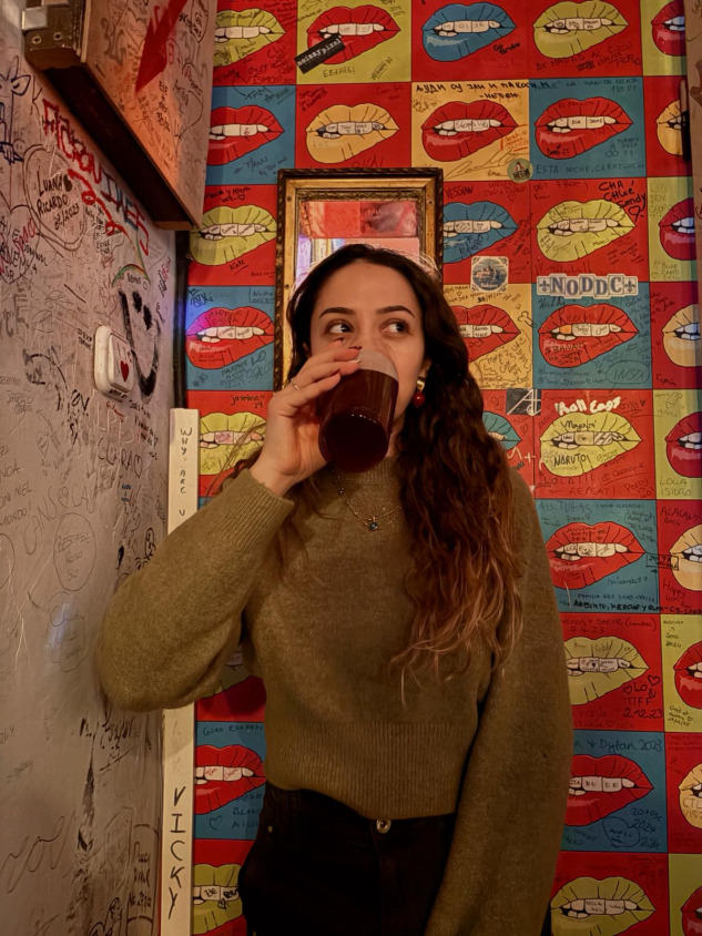 szimpla-kert-renkli-duvar-sanati
