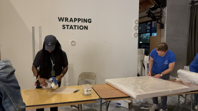 img13-wrapping-station