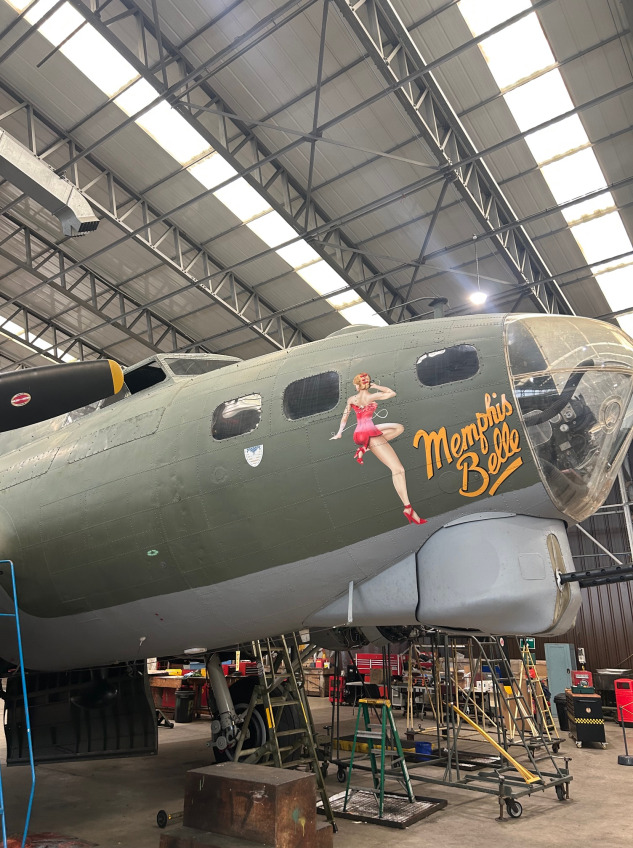 b-17-flying-fortress-sally-b