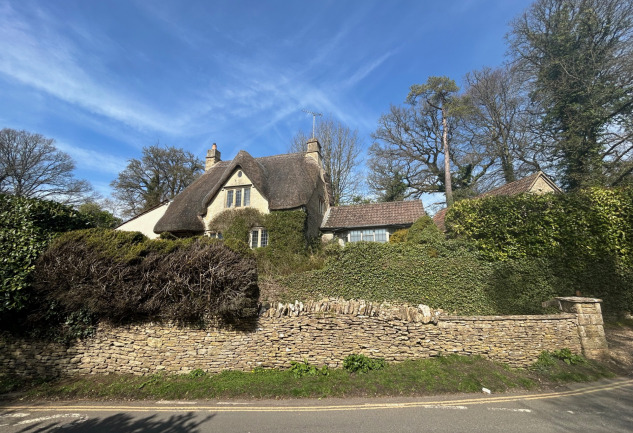 Cotswolds: İngiltere'nin Orta Çağ'dan Günümüze Uzanan Köyleri