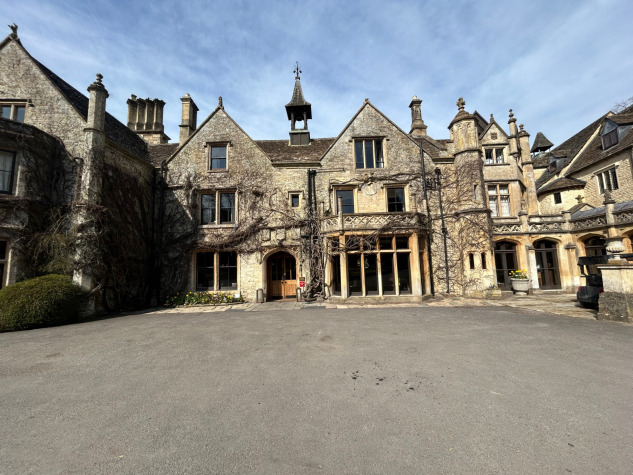 hotel-castle