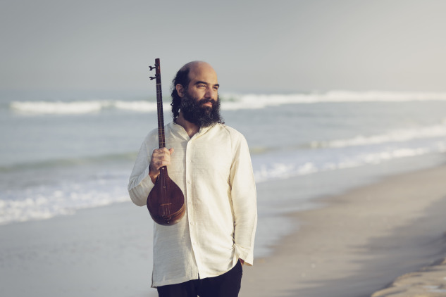 kiya-tabassian-nikolaj_lund_1