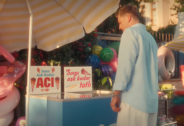 Aşkta Acı Sonlar da Vardır: Cornetto’dan Senin Yaz Parçan Projesi