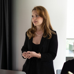 İrem Müge Çok
