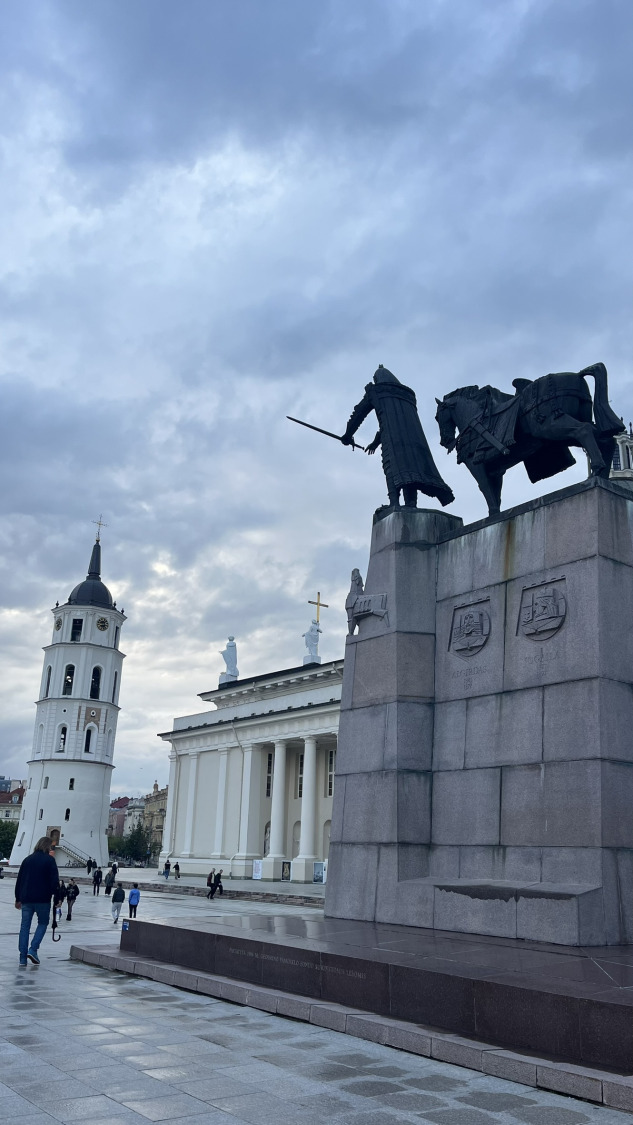 katedral-meydani
